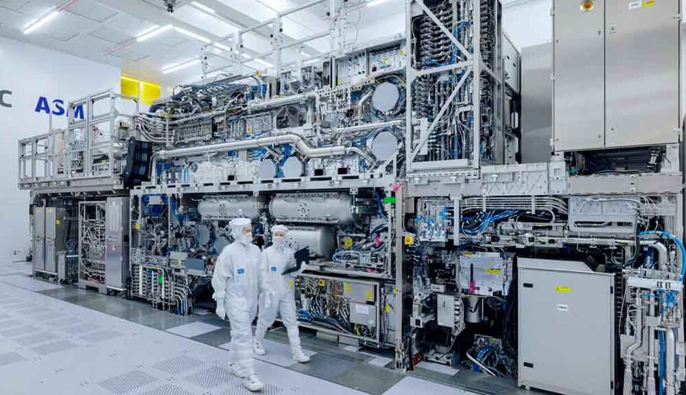 美国制裁收紧之际，中国迈向 EUV 芯片制造技术